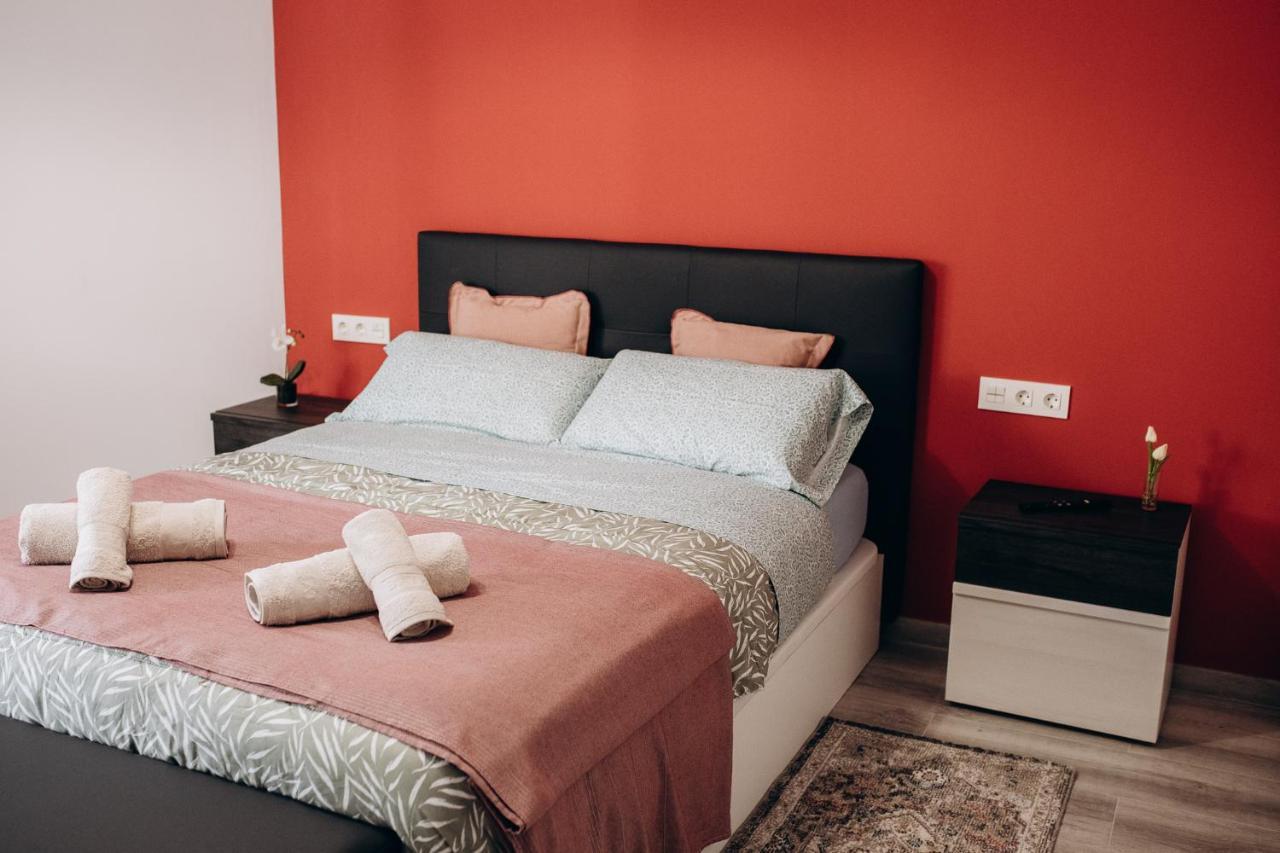 Apartamento Dolce Vita Салоу Экстерьер фото