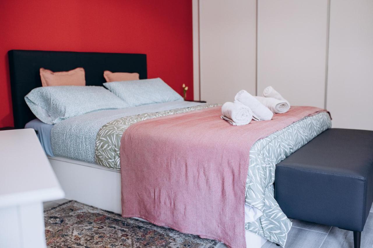Apartamento Dolce Vita Салоу Экстерьер фото
